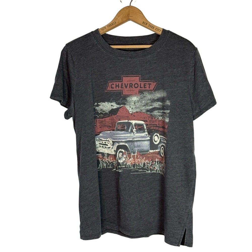 Maurice's  Gray Chevrolet shirt size Large